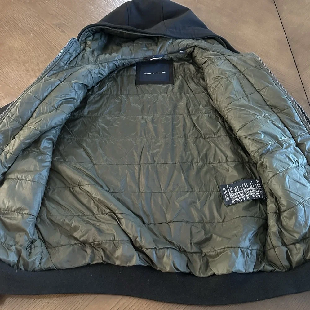 Tommy Hilfiger shipped care